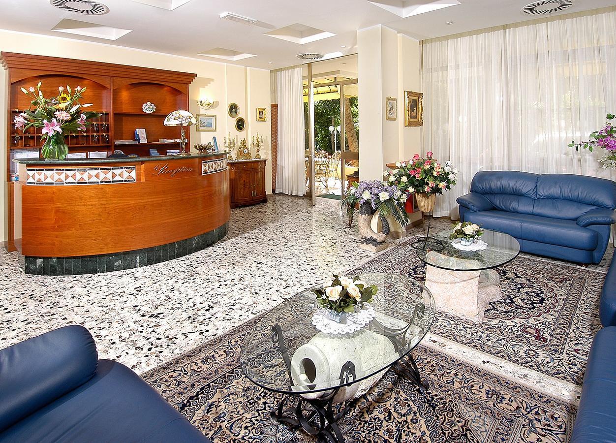Hotel Cristina Hospitality Centrale (Adults Only) Riccione Exteriör bild